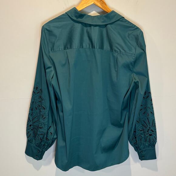 Chico's Blue Green Embroidered Button Down Shirt - size 2 (US 12) - Picture 6 of 6